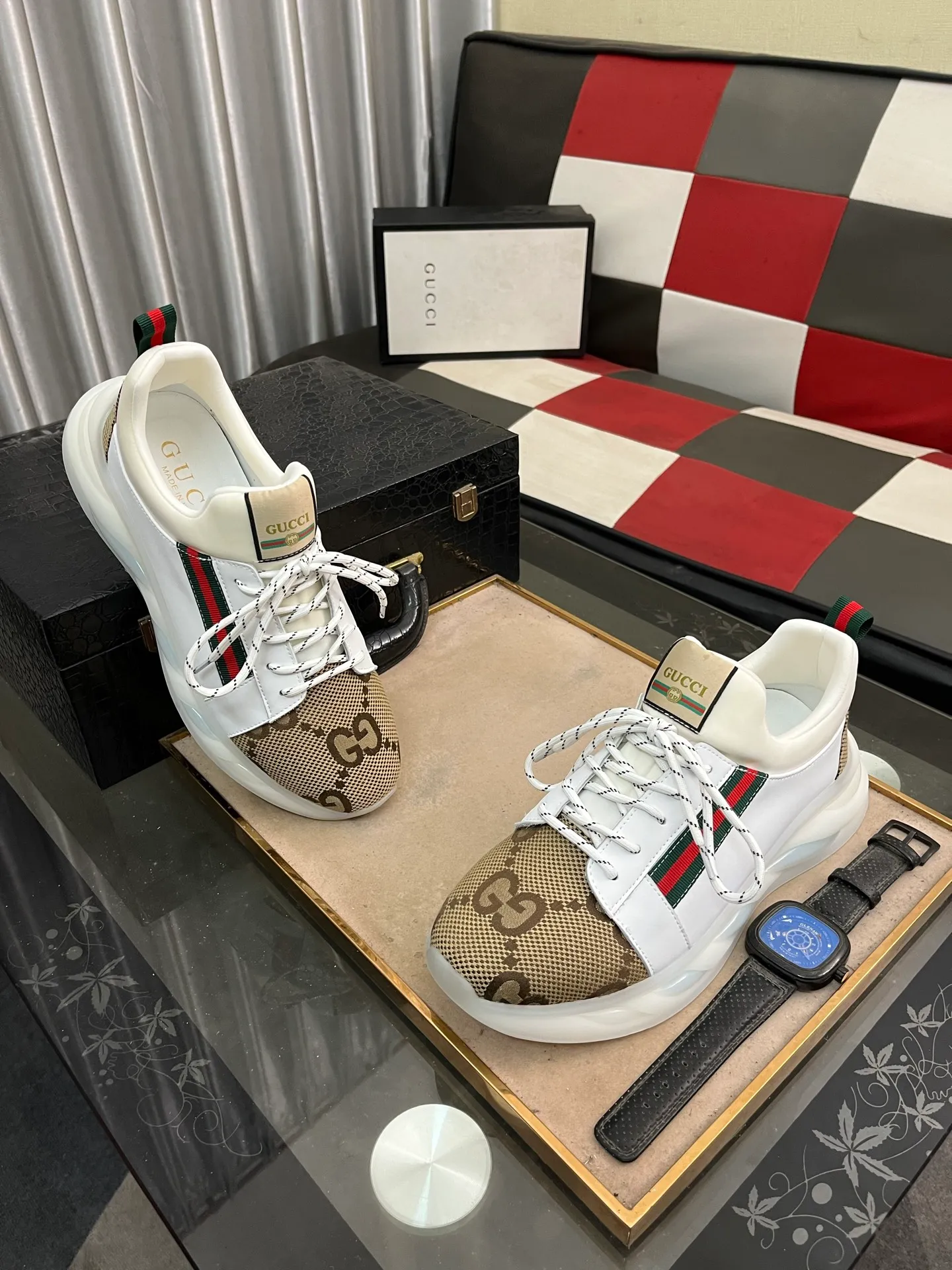 Men's shoes 💰440⌚️⌚️[GUCCI] The latest trendy men's casual shoes, the fabric is made of embossed cowhide imported from Italy, comfortable sheepskin lining + feet, the original outsole is wear-resistant and non-slip, high-level version, size: 38-442️⃣Colors available